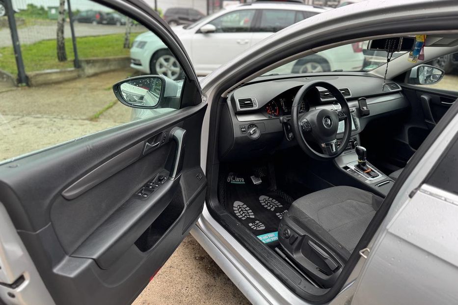 Продам Volkswagen Passat B7 2011 года в Черновцах