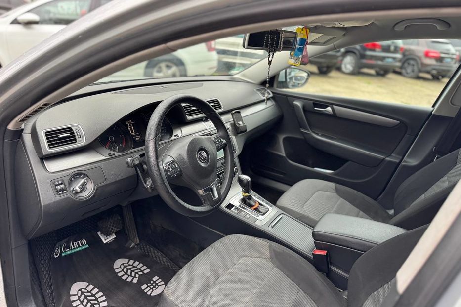 Продам Volkswagen Passat B7 2011 года в Черновцах