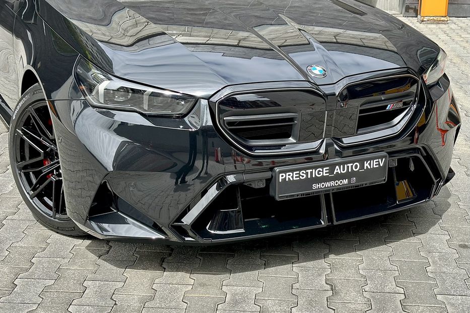Продам BMW M5 2025 года в Киеве