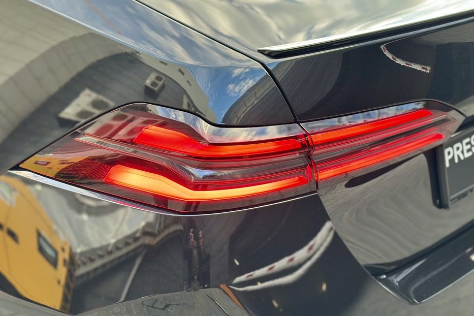 Продам BMW M5 2025 года в Киеве