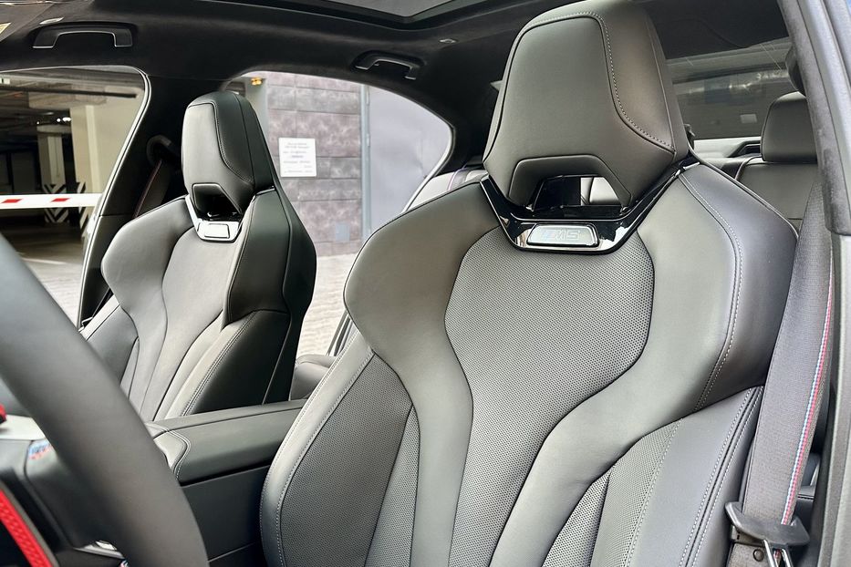 Продам BMW M5 2025 года в Киеве