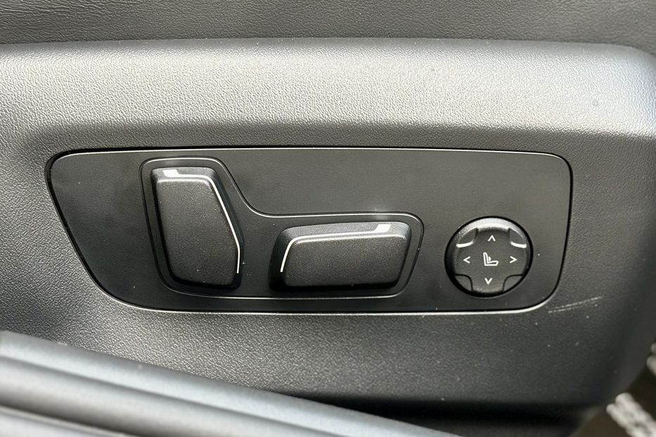 Продам BMW M5 2025 года в Киеве