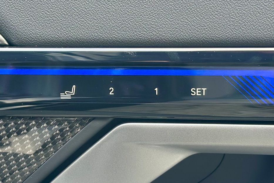 Продам BMW M5 2025 года в Киеве