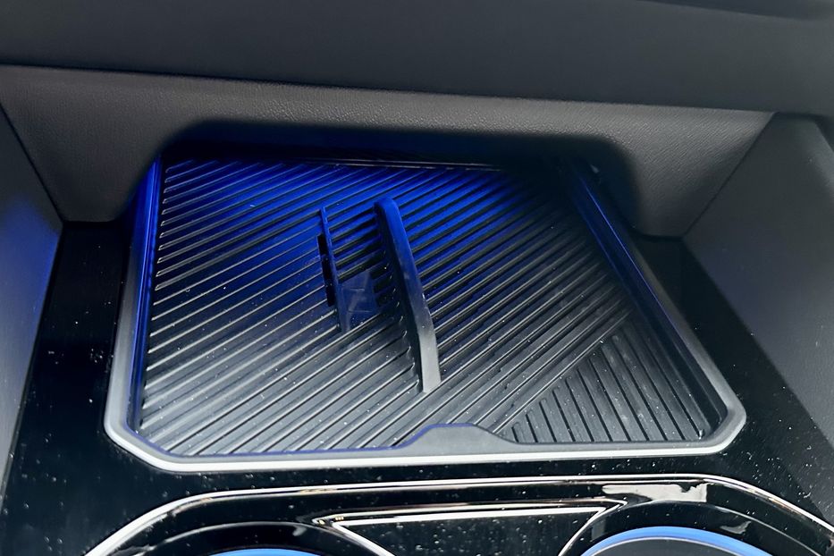 Продам BMW M5 2025 года в Киеве