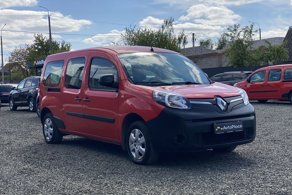 Продам Renault Kangoo пасс. 2018 года в Луцке