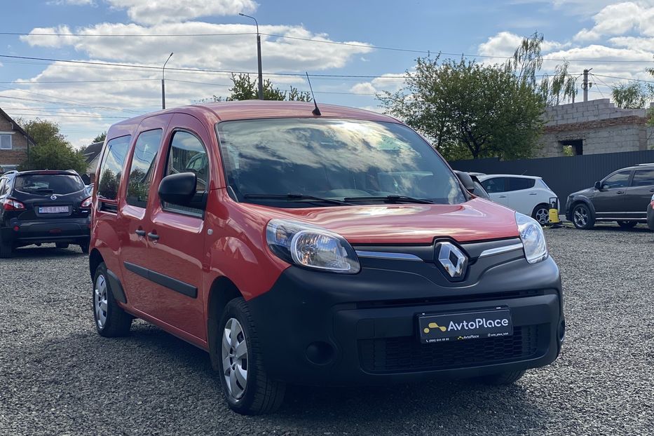 Продам Renault Kangoo пасс. 2018 года в Луцке