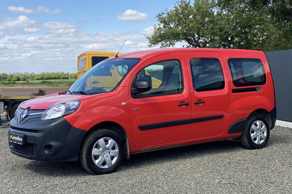 Продам Renault Kangoo пасс. 2018 года в Луцке