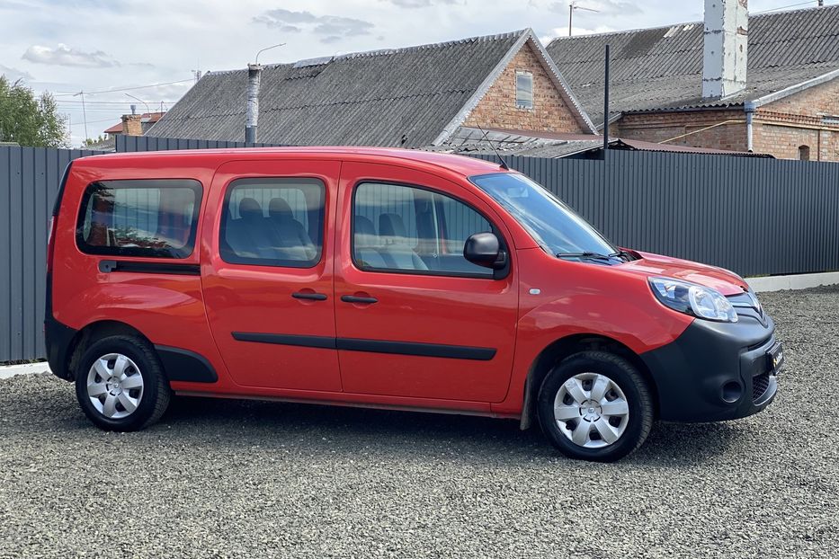 Продам Renault Kangoo пасс. 2018 года в Луцке