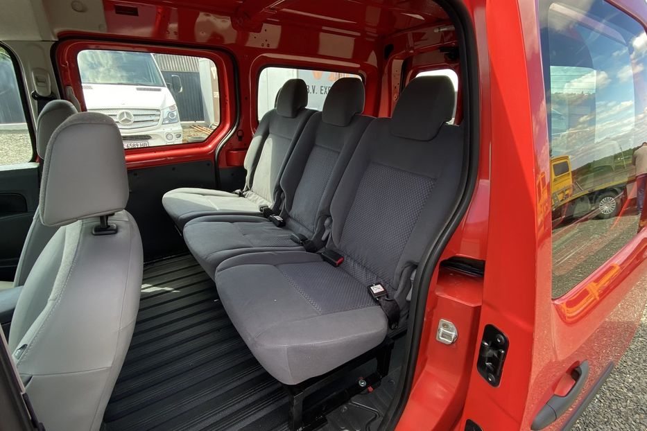 Продам Renault Kangoo пасс. 2018 года в Луцке