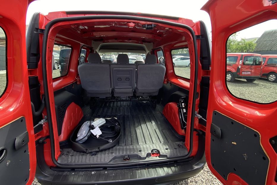 Продам Renault Kangoo пасс. 2018 года в Луцке