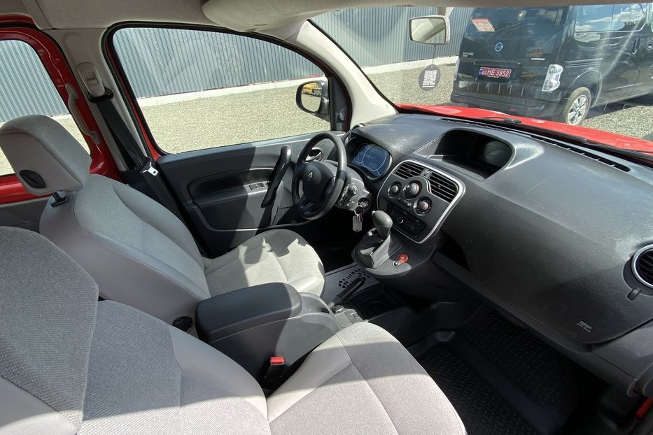 Продам Renault Kangoo пасс. 2018 года в Луцке