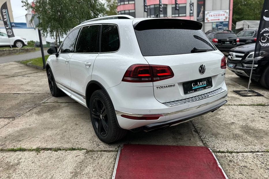 Продам Volkswagen Touareg R-Line 2017 года в Черновцах