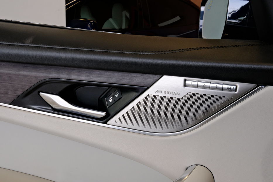 Продам Jaguar F-Pace 2022 года в Одессе