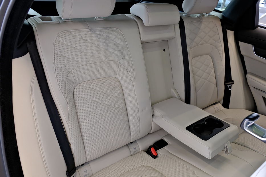 Продам Jaguar F-Pace 2022 года в Одессе