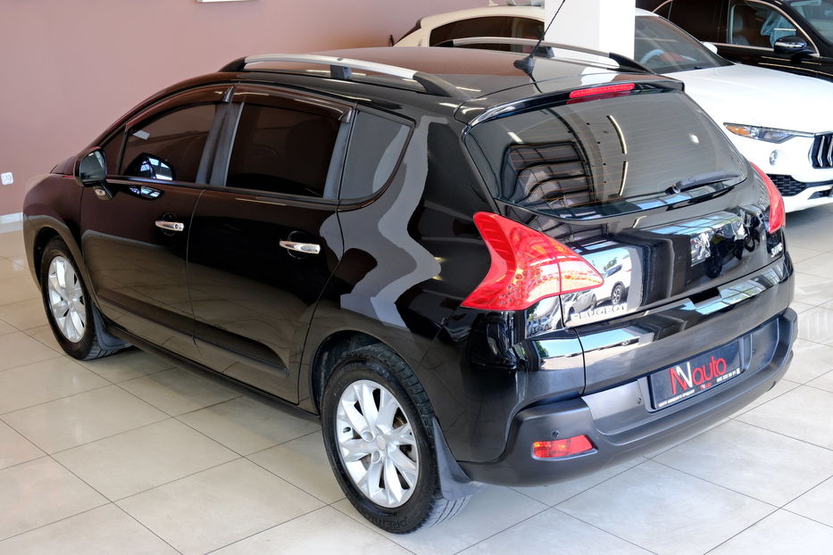 Продам Peugeot 3008 2013 года в Одессе