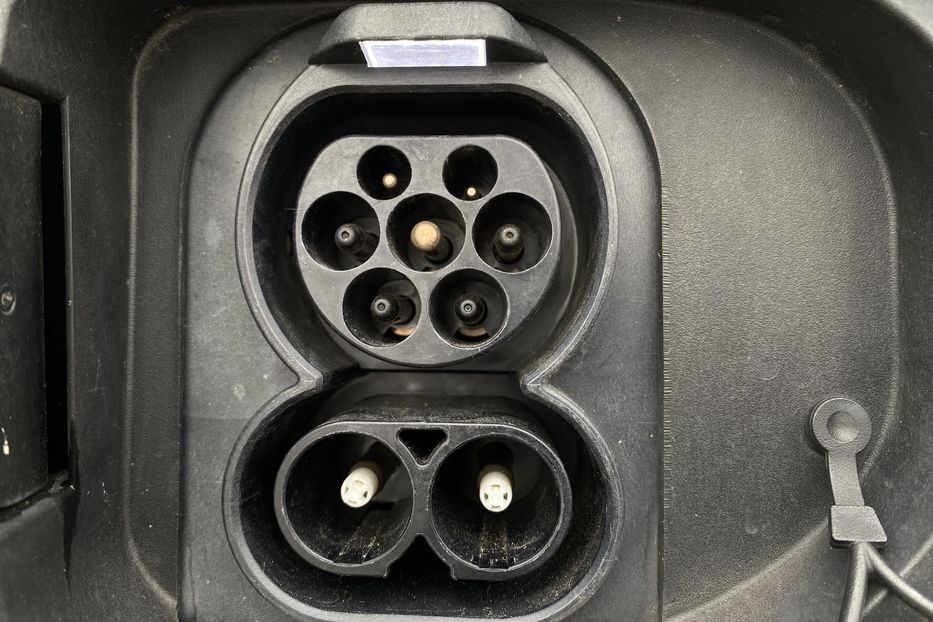 Продам Kia Niro ПідгрівсидінькермаСліпізониJBL 2021 года в Львове