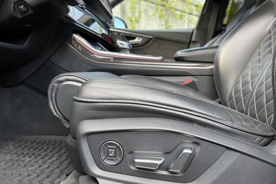 Продам Audi SQ 8 2020 года в Ровно