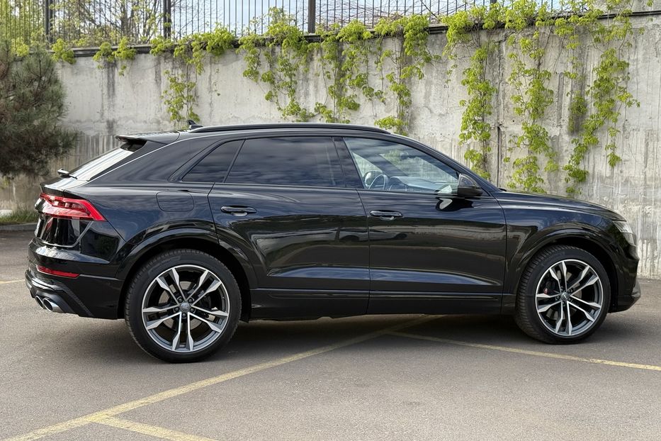 Продам Audi SQ 8 2020 года в Ровно