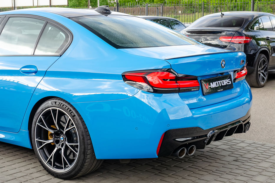 Продам BMW M5 Competition 2023 года в Киеве