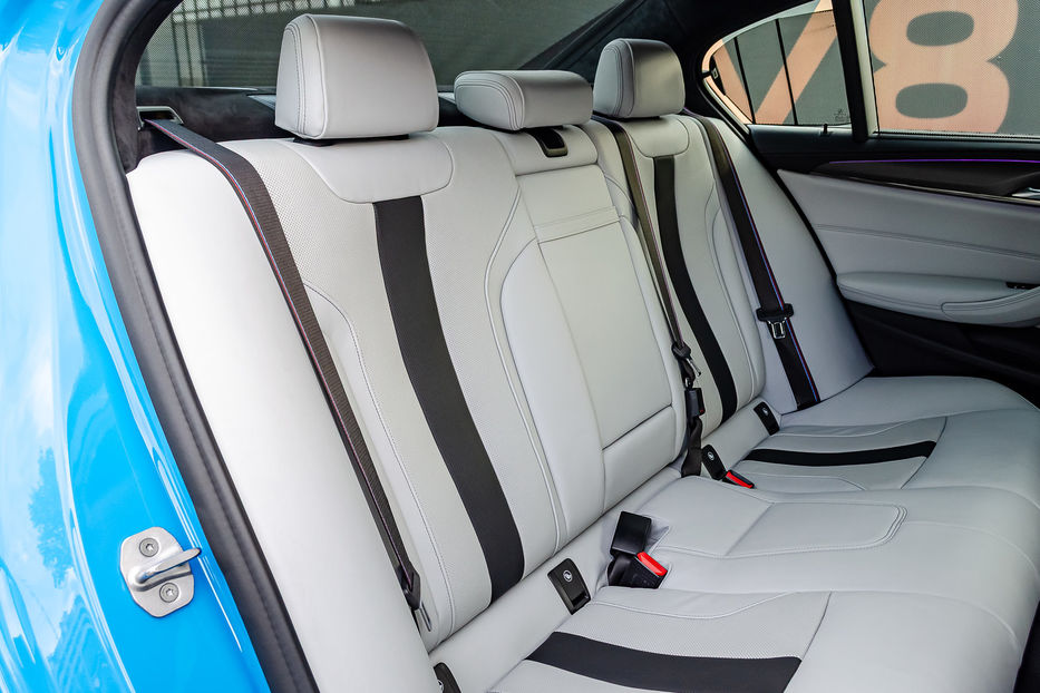 Продам BMW M5 Competition 2023 года в Киеве