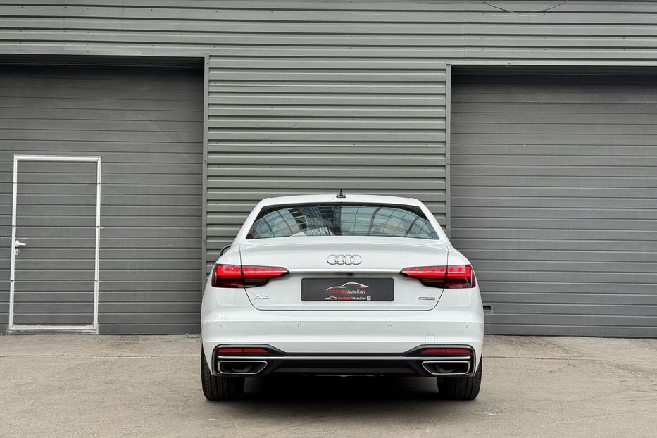 Продам Audi A4 45 TFSI S-line Prestige  2023 года в Киеве