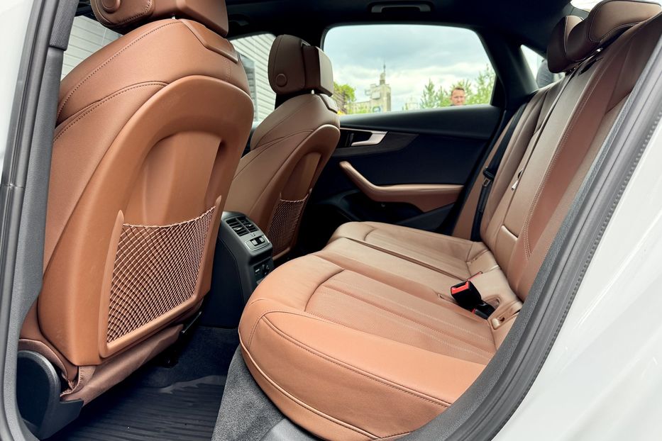 Продам Audi A4 45 TFSI S-line Prestige  2023 года в Киеве