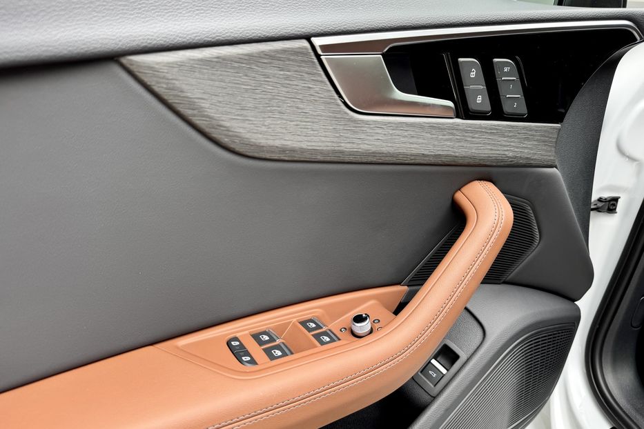 Продам Audi A4 45 TFSI S-line Prestige  2023 года в Киеве