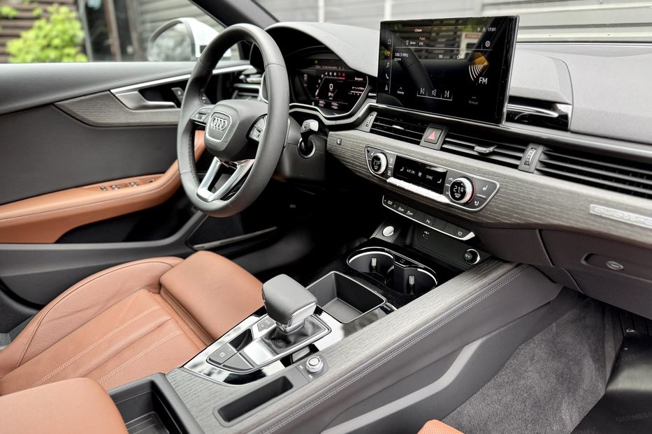Продам Audi A4 45 TFSI S-line Prestige  2023 года в Киеве