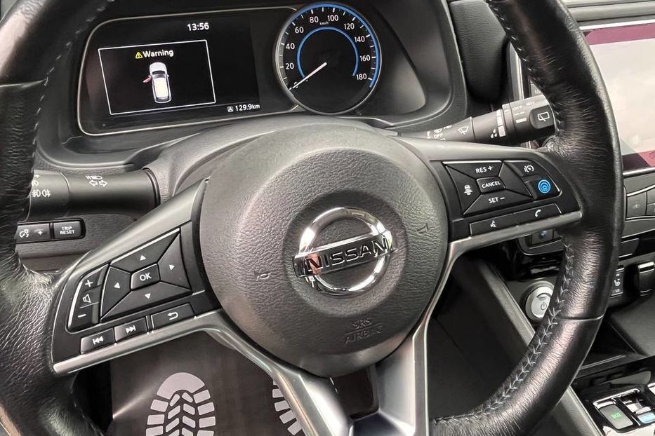Продам Nissan Leaf II покоління  •  62 kWh AT  2019 года в Черновцах
