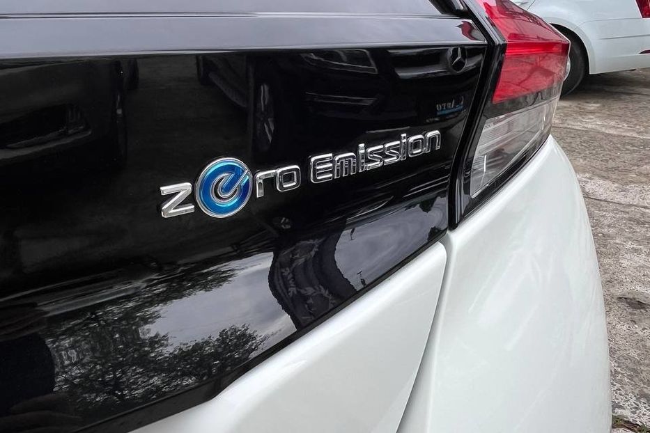Продам Nissan Leaf II покоління  •  62 kWh AT  2019 года в Черновцах