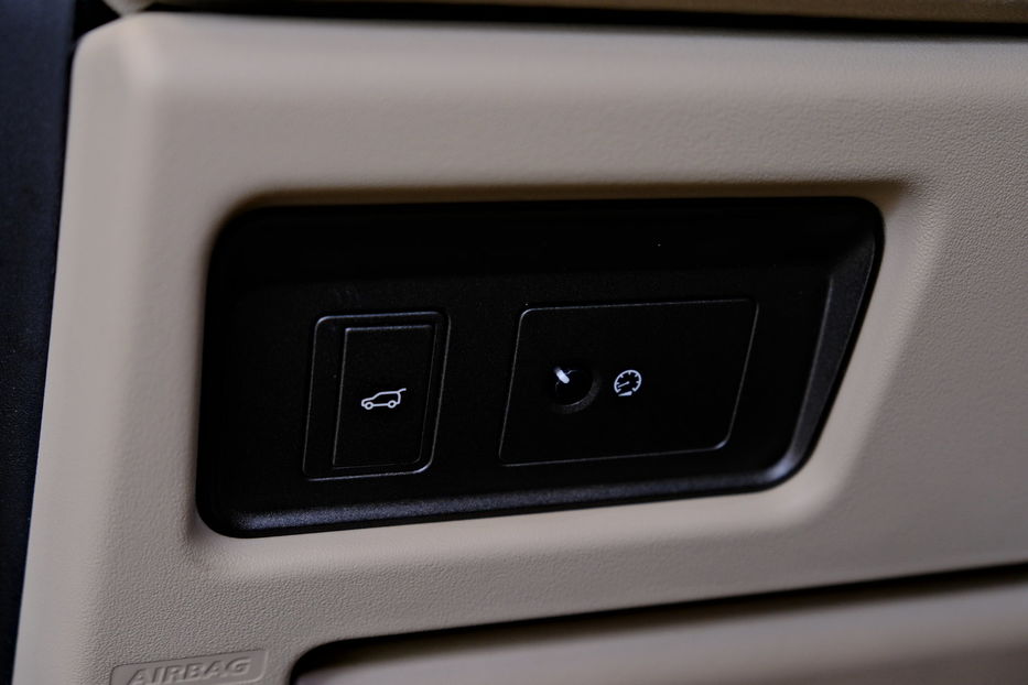 Продам Land Rover Range Rover 2019 года в Одессе