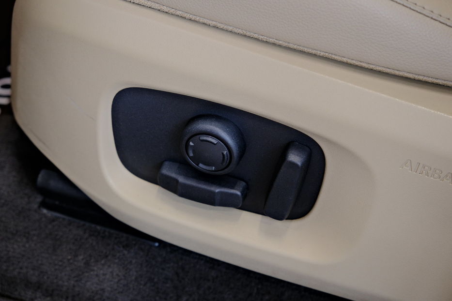 Продам Land Rover Range Rover 2019 года в Одессе
