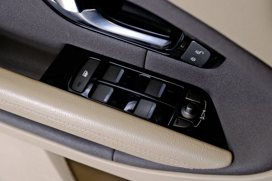 Продам Land Rover Range Rover 2019 года в Одессе
