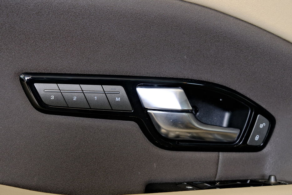 Продам Land Rover Range Rover 2019 года в Одессе
