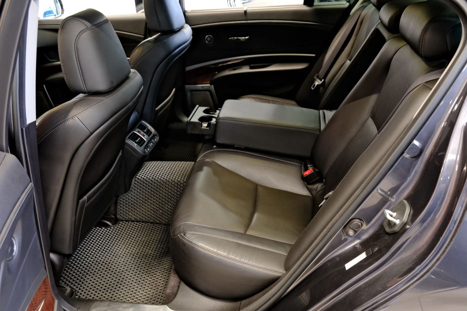 Продам Acura RLX Hybrid 2016 года в Одессе