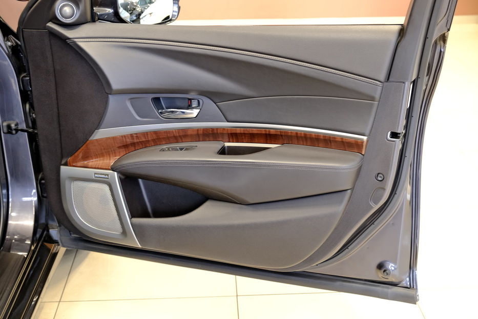 Продам Acura RLX Hybrid 2016 года в Одессе