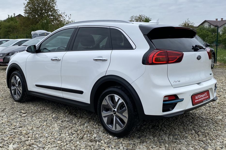Продам Kia Niro ПідгрівсидінькермаСліпізониJBL 2021 года в Львове