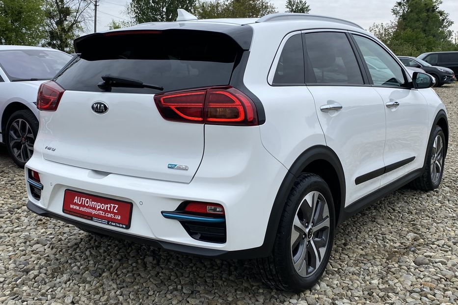 Продам Kia Niro ПідгрівсидінькермаСліпізониJBL 2021 года в Львове
