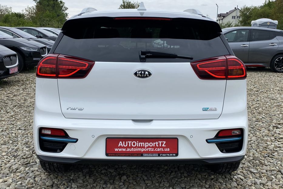 Продам Kia Niro ПідгрівсидінькермаСліпізониJBL 2021 года в Львове