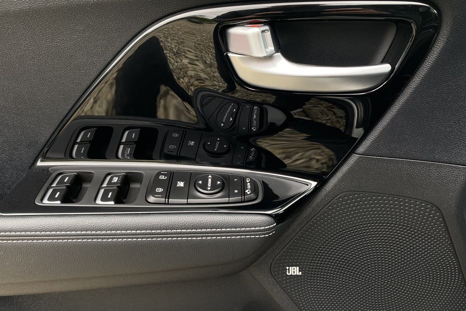 Продам Kia Niro ПідгрівсидінькермаСліпізониJBL 2021 года в Львове