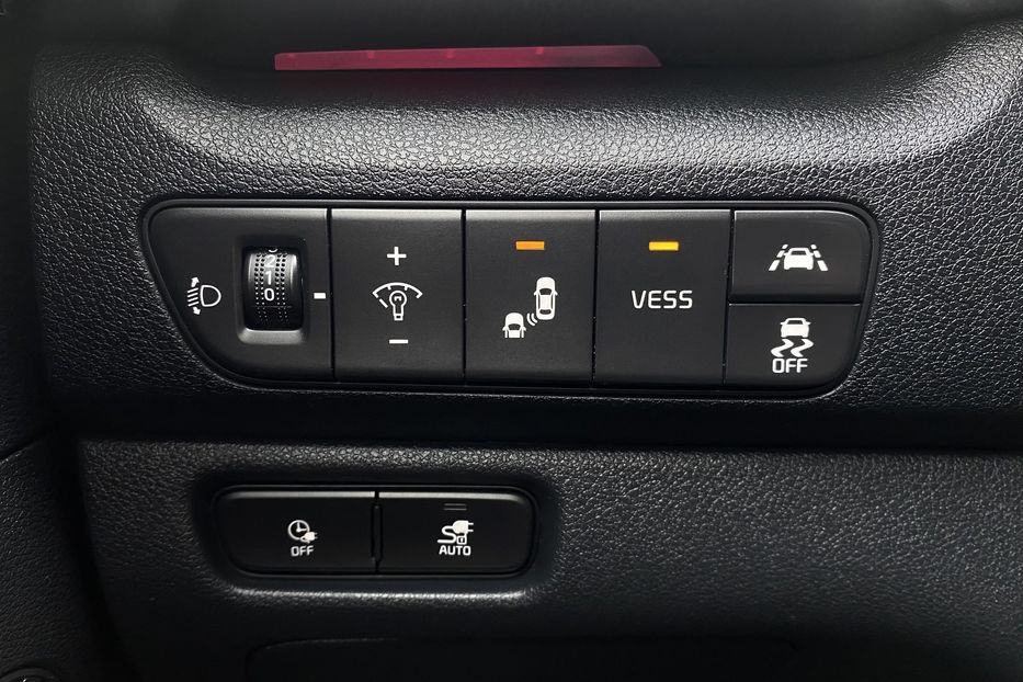 Продам Kia Niro ПідгрівсидінькермаСліпізониJBL 2021 года в Львове
