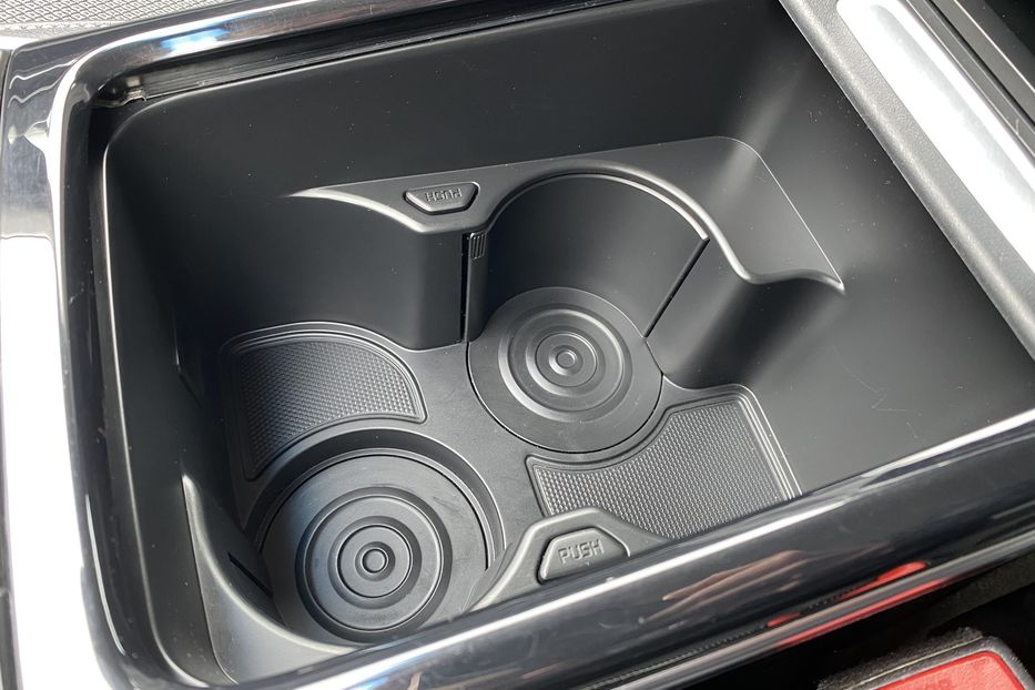Продам Kia Niro ПідгрівсидінькермаСліпізониJBL 2021 года в Львове
