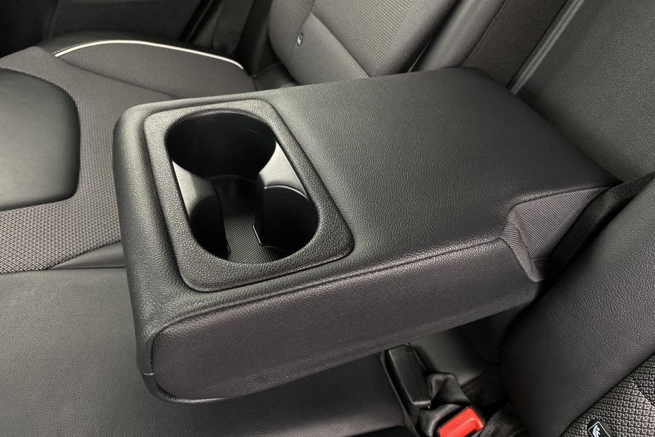 Продам Kia Niro ПідгрівсидінькермаСліпізониJBL 2021 года в Львове