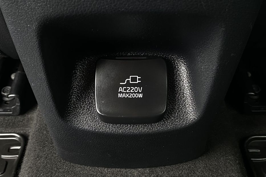 Продам Kia Niro ПідгрівсидінькермаСліпізониJBL 2021 года в Львове