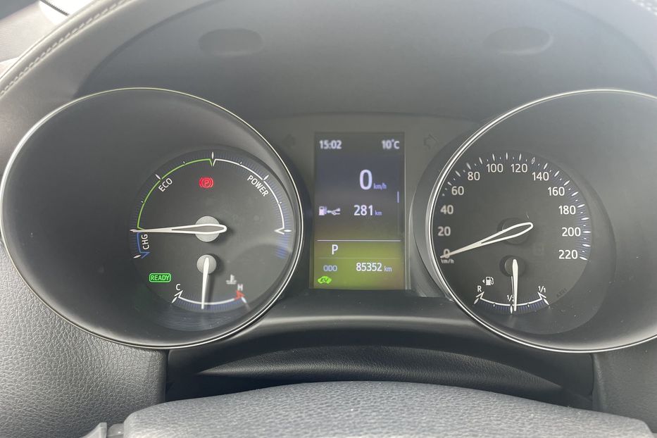 Продам Toyota C-HR Premium  2019 года в Киеве