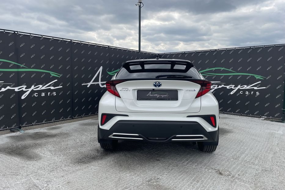 Продам Toyota C-HR Premium  2019 года в Киеве