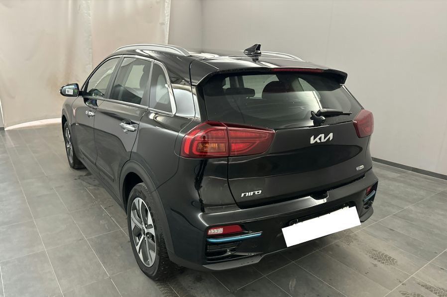 Продам Kia Niro 2022 года в Львове