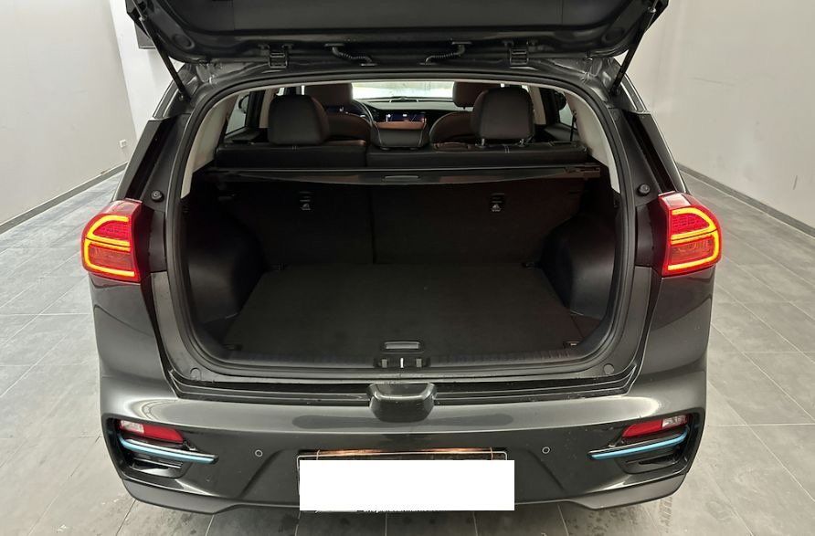 Продам Kia Niro 2021 года в Львове