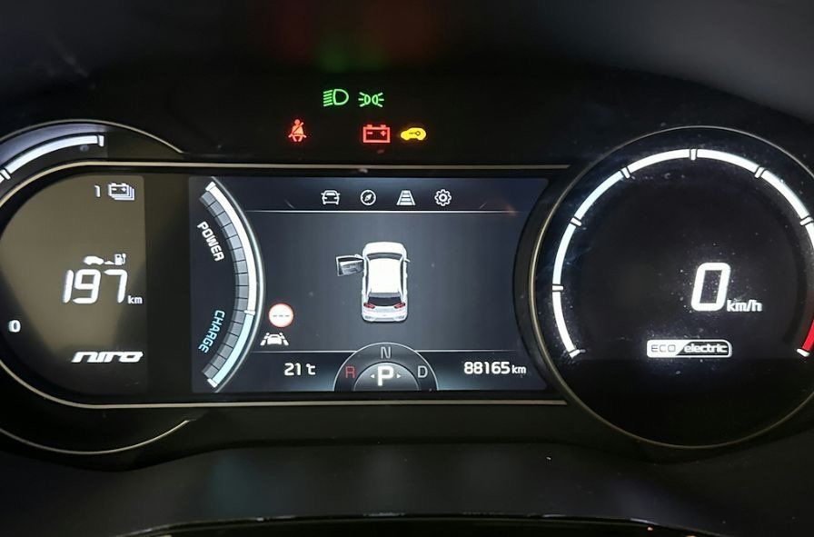 Продам Kia Niro 2021 года в Львове