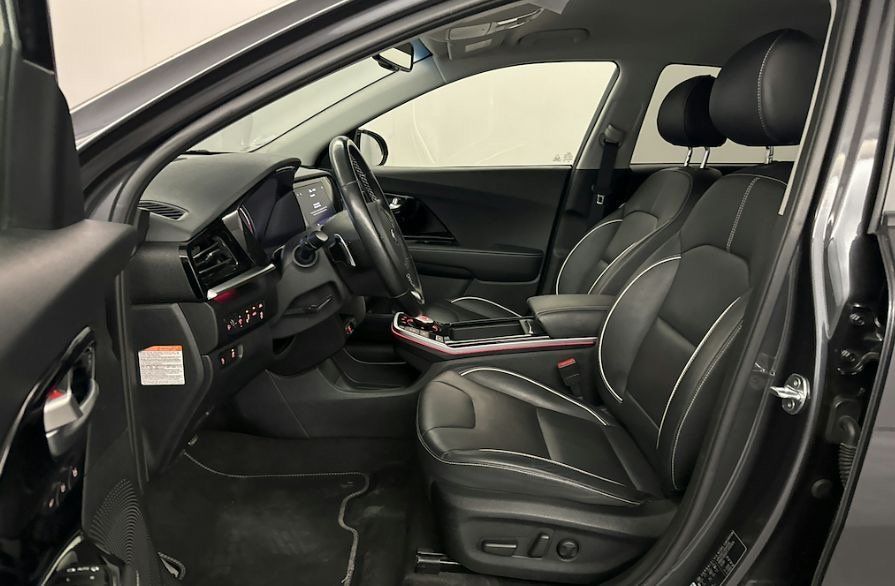 Продам Kia Niro 2020 года в Львове